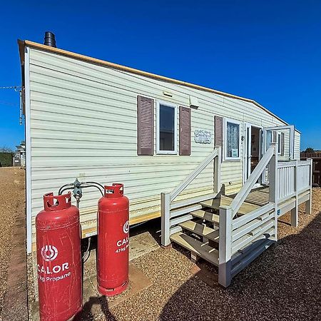 6 Berth Caravan By The Beach In Hunstanton In Norfolk, Pets Welcome Ref 13009L Exteriör bild