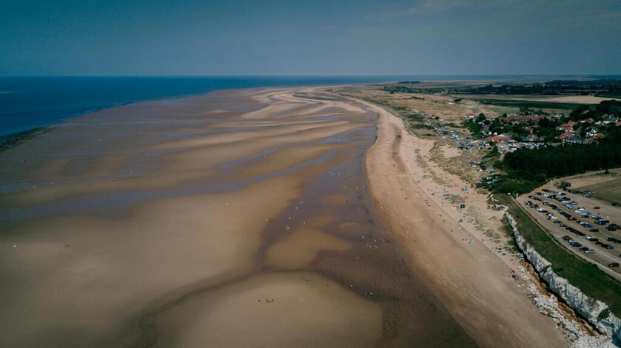 6 Berth Caravan By The Beach In Hunstanton In Norfolk, Pets Welcome Ref 13009L Exteriör bild