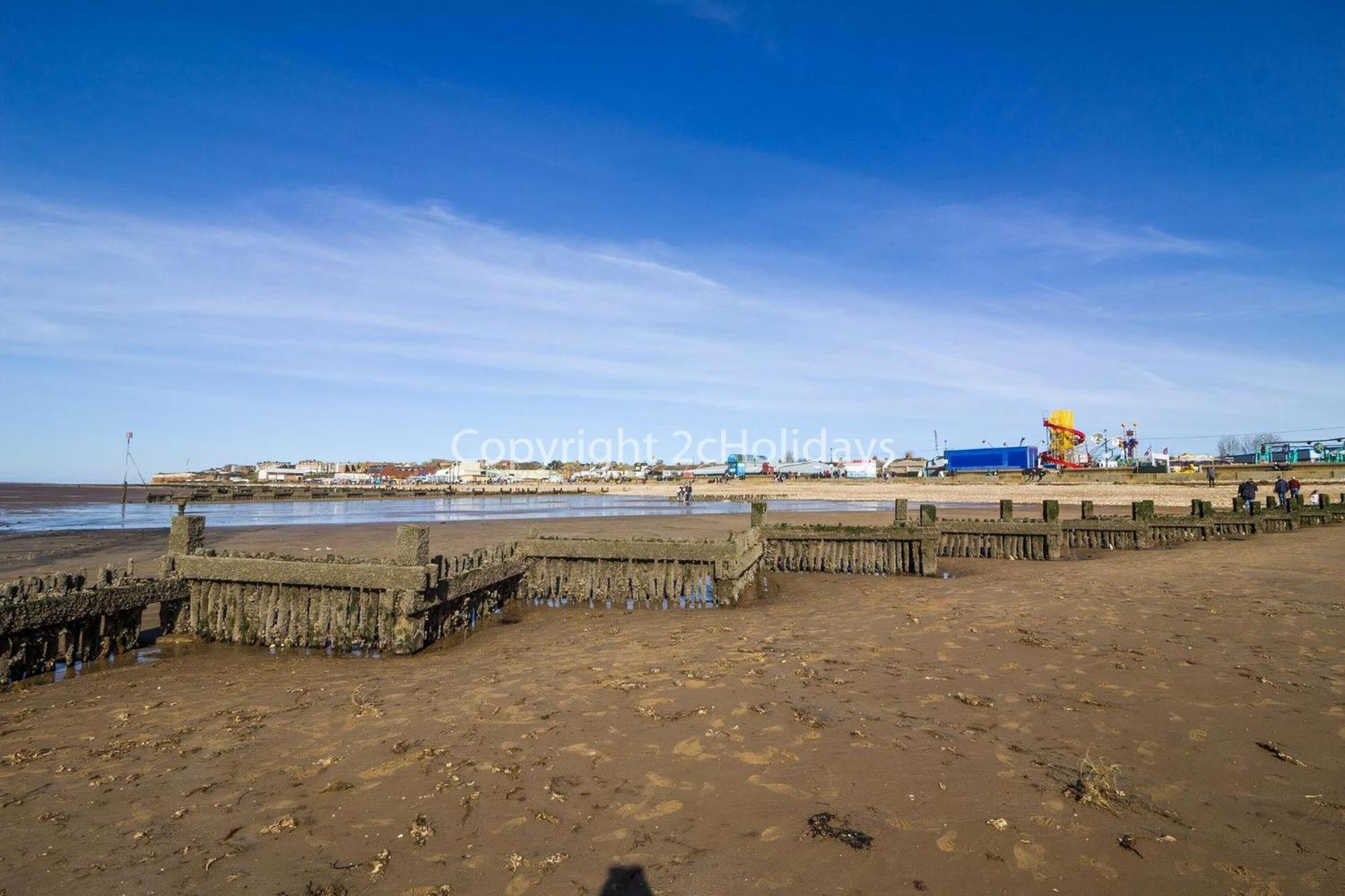 6 Berth Caravan By The Beach In Hunstanton In Norfolk, Pets Welcome Ref 13009L Exteriör bild